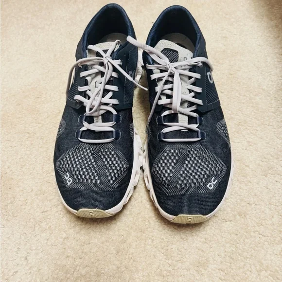 On Women's Cloud X Shift Sneakers | Size 8.5 | Black & Pearl | Lightly Worn - Picture 3 of 4